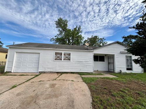 7211 Orlando St, Houston, TX, 77016-2715 | Card Image