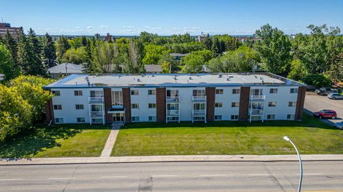 208-9807 108 Avenue, Grande Prairie, AB, T8V1N5 | Card Image