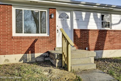 10622 Charlene Dr, Fairdale, KY, 40118-9315 | Card Image