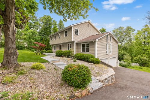 45 E Gate Rd, Danbury, CT, 06811-3608 | Card Image