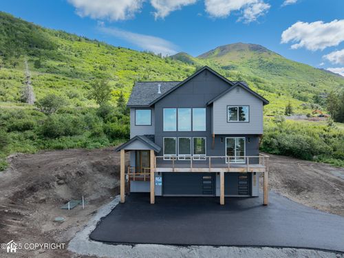 13851 Canyon Rd, Anchorage, AK, 99516-6905 | Card Image