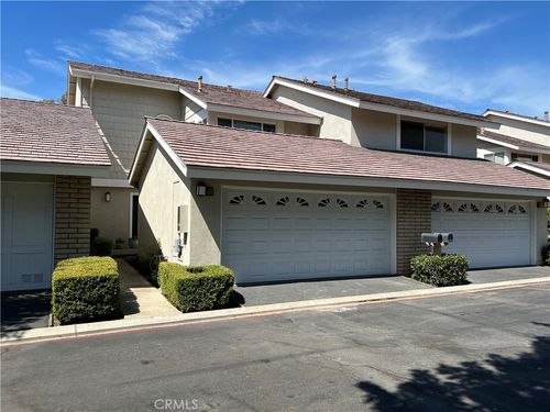 8-35 Eagle Pt, Irvine, CA, 92604-3317 | Card Image