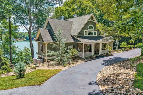 1100 Angela Ct, Moneta, VA, 24121-5658 | Card Image
