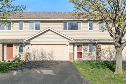 4052 Blakewood Dr, Shakopee, MN, 55379-5824 | Card Image