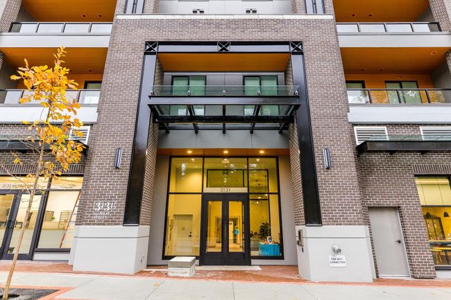 403 - 3131 Murray Street, Condo with 2 bedrooms, 2 bathrooms and 2 parking in Port Moody BC | Image 2