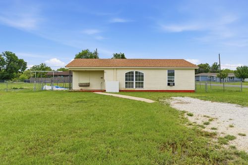 1409 Harrell Ave, Cisco, TX, 76437-2518 | Card Image