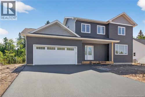 26 Rue Carter, Moncton, NB, E1A8V9 | Card Image