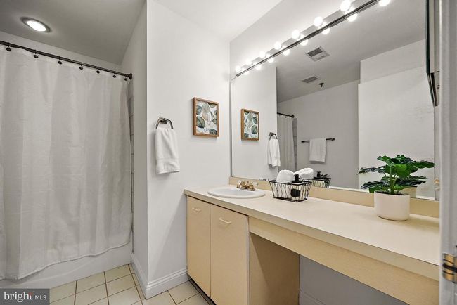APT-2I - 49 Bancroft Mills Rd, Condo with 2 bedrooms, 3 bathrooms and null parking in WILMINGTON DE | Image 22