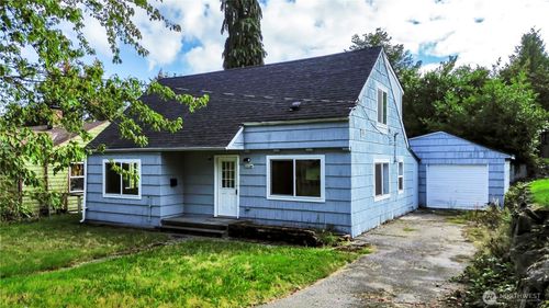 12034 68th Ave S, Seattle, WA, 98178-3612 | Card Image