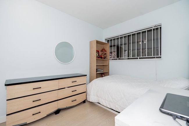 5588 Broadway, Townhouse with 2 bedrooms, 1 bathrooms and 1 parking in Burnaby BC | Image 24