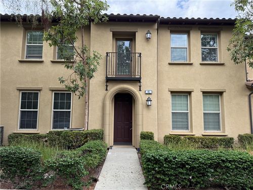 61 Silverado, Irvine, CA, 92618-8844 | Card Image