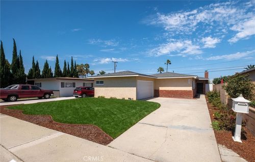 3409 Cricklewood St, Torrance, CA, 90505-6622 | Card Image