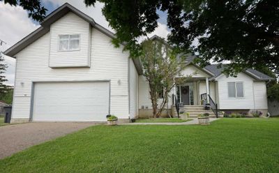 424 Gwen Ave, House other with 5 bedrooms, 3 bathrooms and 4 parking in Rosemary AB | Image 2