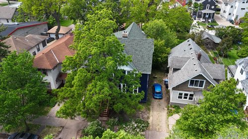 1023 17th Ave Se, Minneapolis, MN, 55414-2415 | Card Image