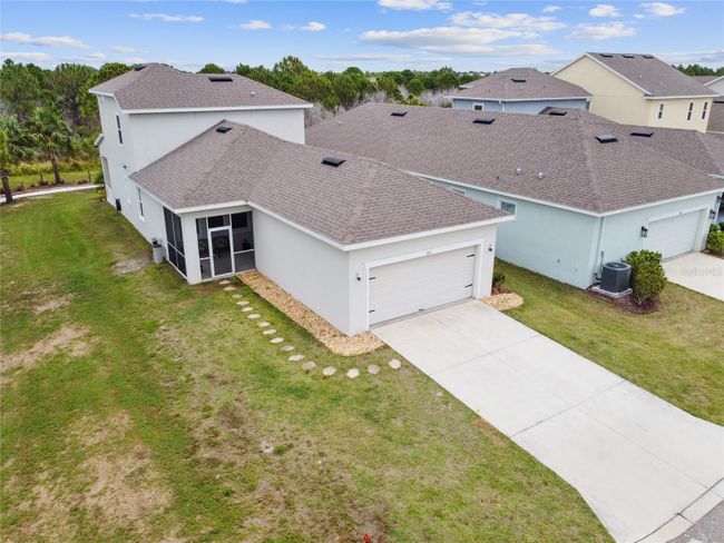 803 Winterside Drive, House other with 3 bedrooms, 2 bathrooms and null parking in Apollo Beach FL | Image 6