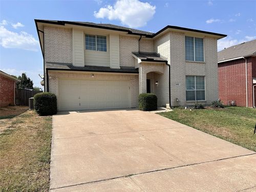 1607 Powder Horn Ln, Arlington, TX, 76018-3067 | Card Image