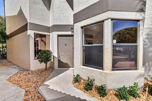 6647 Boca Hermosa Ln, Boca Raton, FL, 33433-6498 | Card Image