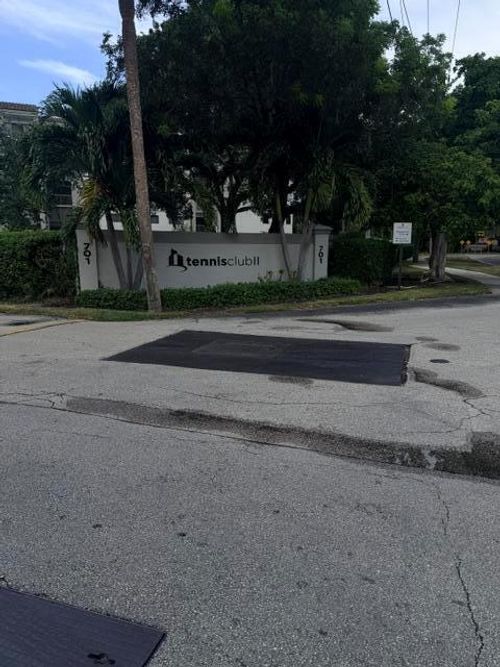 512-701 Nw 19th St, Fort Lauderdale, FL, 33311-4046 | Card Image