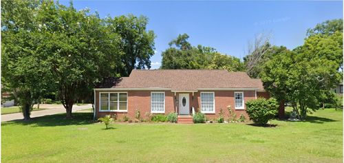 200 N Key St, Quincy, FL, 32351-2218 | Card Image