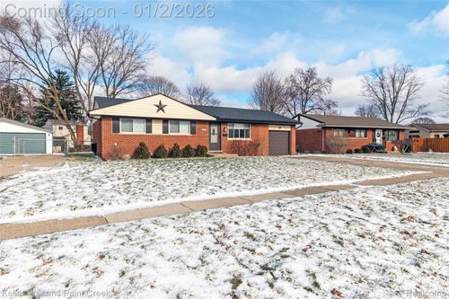 11763 Dart Dr, Sterling Heights, MI, 48313-5121 | Card Image