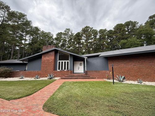 407 Bundy Ln, Laurinburg, NC, 28352-3440 | Card Image