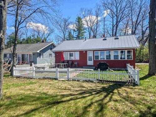 201 Hillside Ave, Prudenville, MI, 48651-9448 | Card Image