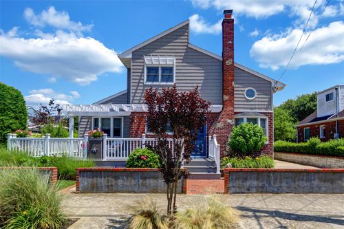 28 Lynbrook Ave, Point Lookout, NY, 11569-3019 | Card Image