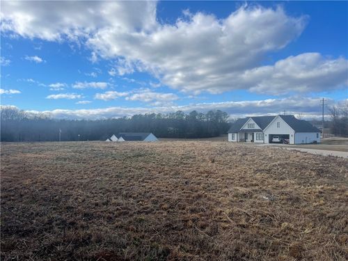 33 Falcons Lair West Dr, Walhalla, SC, 29691 | Card Image