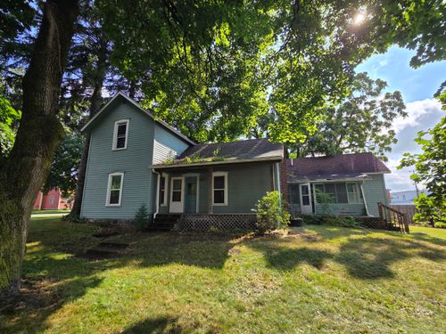 126 N 2nd St, Edmore, MI, 48829 | Card Image