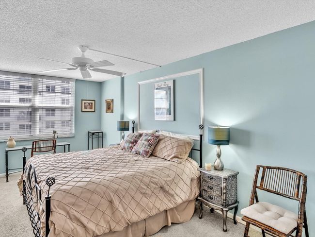 APT-605 - 4505 S Ocean Blvd, Condo with 2 bedrooms, 2 bathrooms and null parking in Highland Beach FL | Image 52