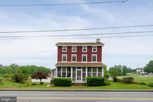 808 W Baltimore Pike, WEST GROVE, PA, 19390 | Card Image