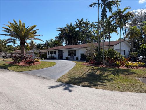9860 Sw 122nd St, Miami, FL, 33176-4928 | Card Image