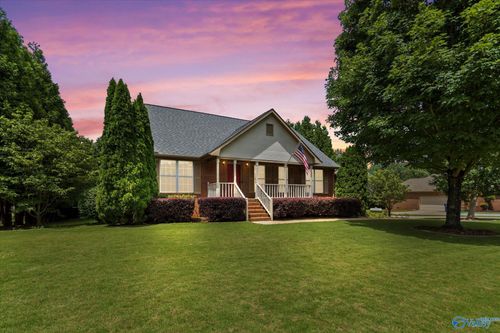 115 Fontana Ln, Huntsville, AL, 35811-8644 | Card Image