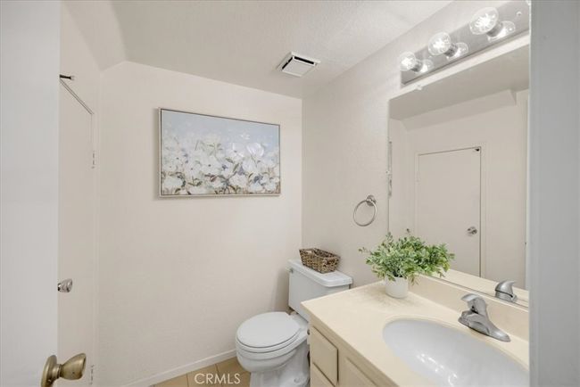 Half Bath / Bathroom 1 | Image 13