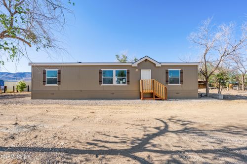 8705 Santa Fe Trl, Stagecoach, NV, 89429-6202 | Card Image