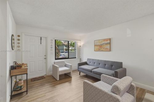 8-24-9853 Riverside Dr, Coral Springs, FL, 33071-6896 | Card Image