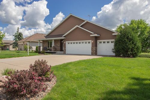 241 Interlachen Way, Stillwater, MN, 55082-5397 | Card Image