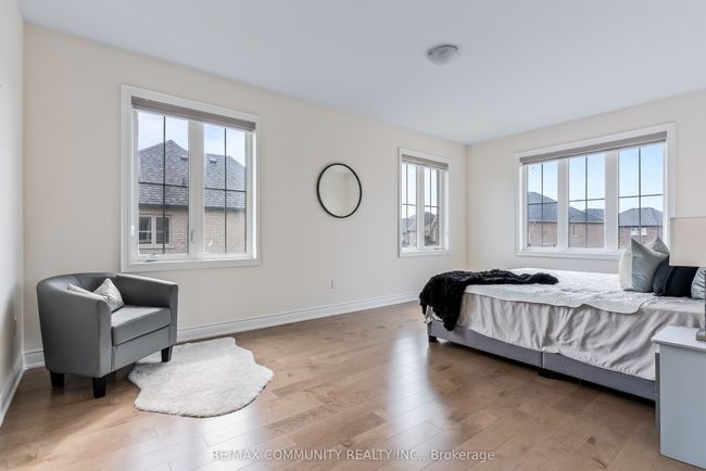 10 Hornchurch St, House other with 6 bedrooms, 5 bathrooms and 2 parking in Whitby ON | Image 24