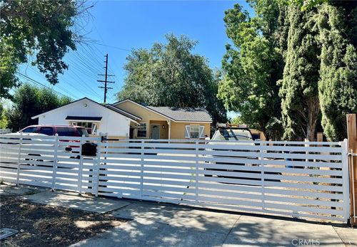 14712 Hiawatha St, Mission Hills, CA, 91345 | Card Image