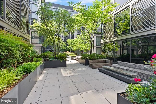APT-810 - 925 H St Nw, Condo with 2 bedrooms, 3 bathrooms and null parking in WASHINGTON DC | Image 48