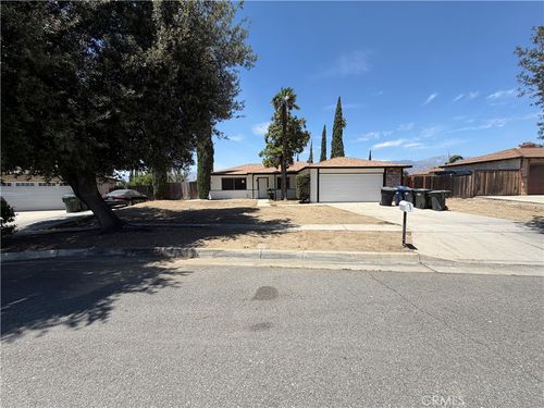 813 Doyle Ave, Redlands, CA, 92374 | Card Image