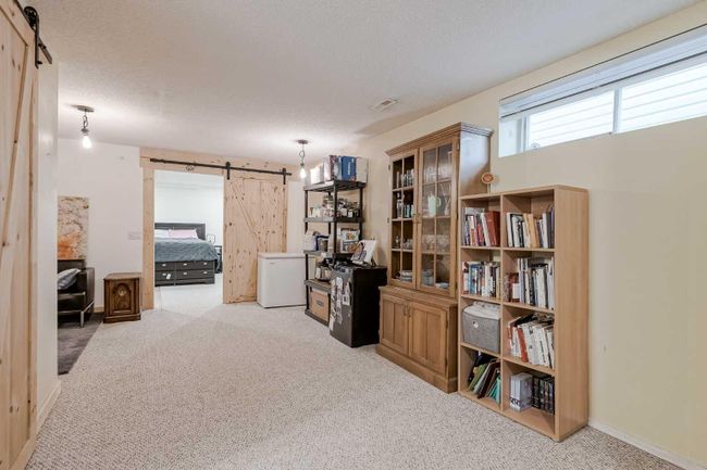 716 53 Avenue Sw, Home with 3 bedrooms, 3 bathrooms and 2 parking in Calgary AB | Image 29