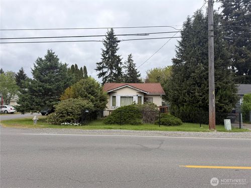 821 108th St S, Tacoma, WA, 98444-5605 | Card Image