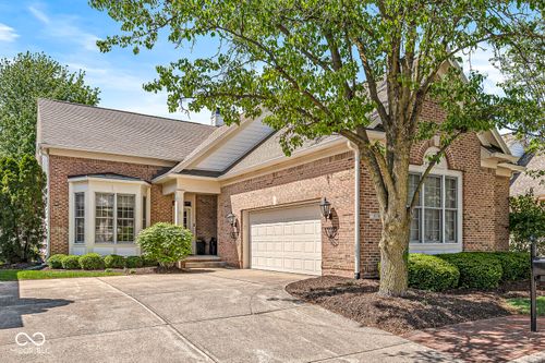 8136 Gwinnett Pl, Indianapolis, IN, 46250-4248 | Card Image