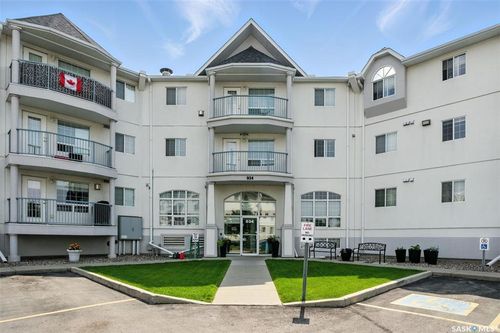 212-934 Heritage View, Saskatoon, SK, S7H5R9 | Card Image