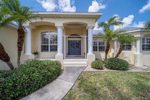 36 Pine Valley Ct, Rotonda West, FL, 33947-2169 | Card Image