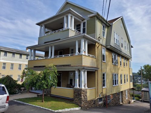 apt-1-463 Congress Ave, Waterbury, CT, 06708-4178 | Card Image