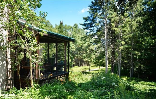 9717 Highway 118, House other with 2 bedrooms, 2 bathrooms and 8 parking in Algonquin Highlands ON | Image 21