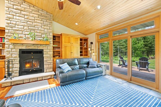 677 County Road 60, House other with 3 bedrooms, 3 bathrooms and null parking in Grand Marais MN | Image 21