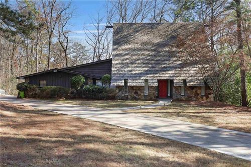 180 River Court Pkwy, Sandy Springs, GA, 30328-1140 | Card Image